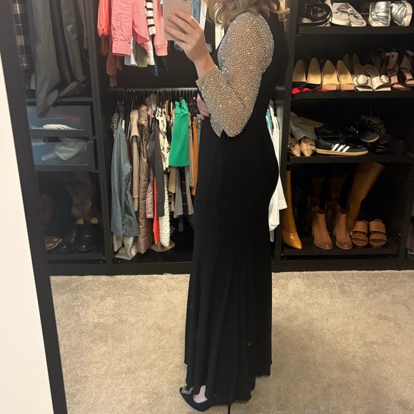 XSCAPE Beaded Colorblock Gown - Picture 11 of 15